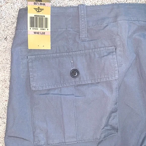 NEW⭐️DOCKERS⚓️Cargo Pants 42 X 32 Gray😎 - Picture 4 of 13